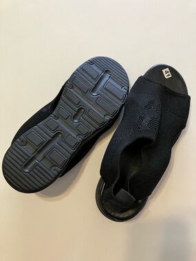 No Brand Black Fabric Upper New Sandals